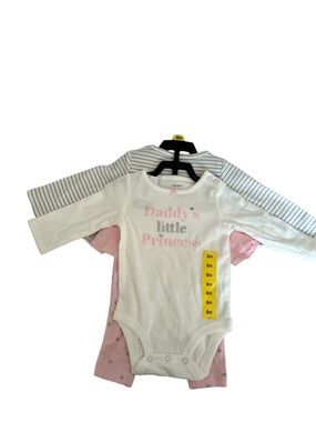 NWT Carter’s Baby Girl 3-Piece Outfit Set - "Daddy’s Little Princess" (Size 6M)